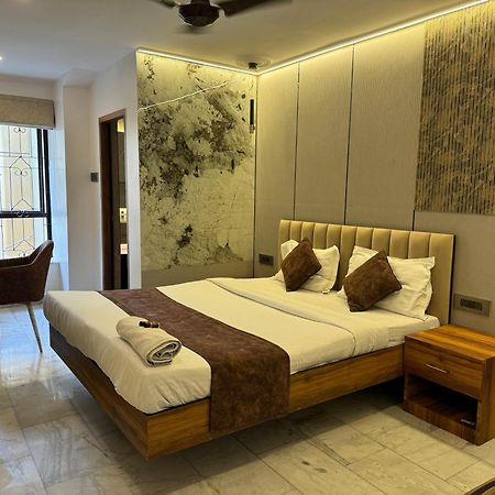 Aster Guest House Kolkata Eksteriør bilde