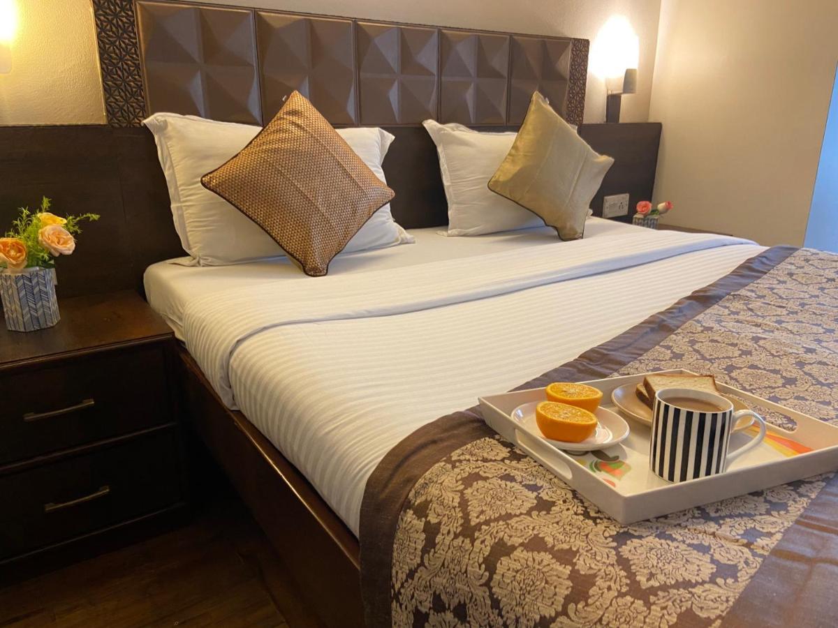 Aster Guest House Kolkata Eksteriør bilde